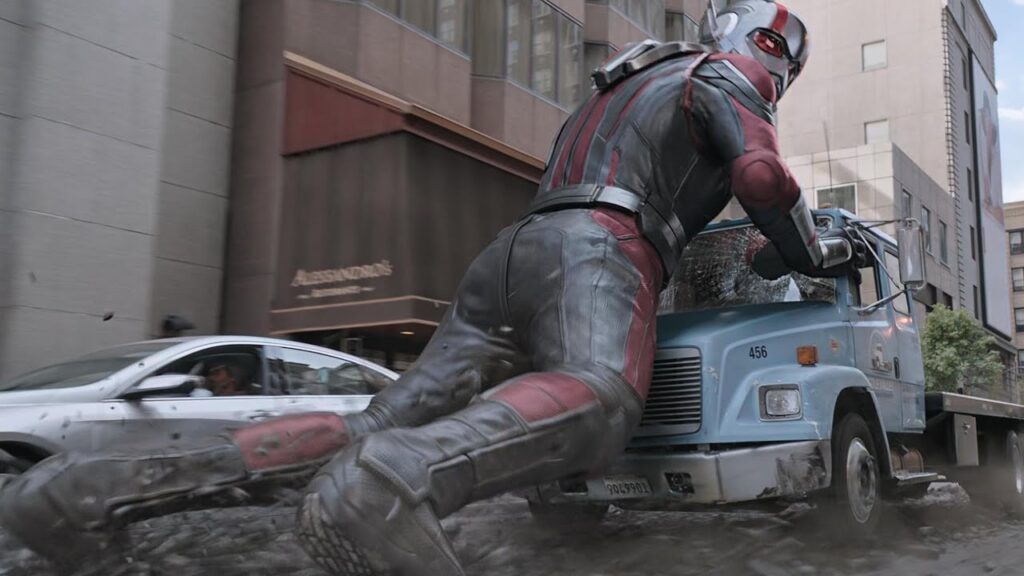 Marvel Universe 21: From Ant to Giant, Street Battle Over Quantum Tech