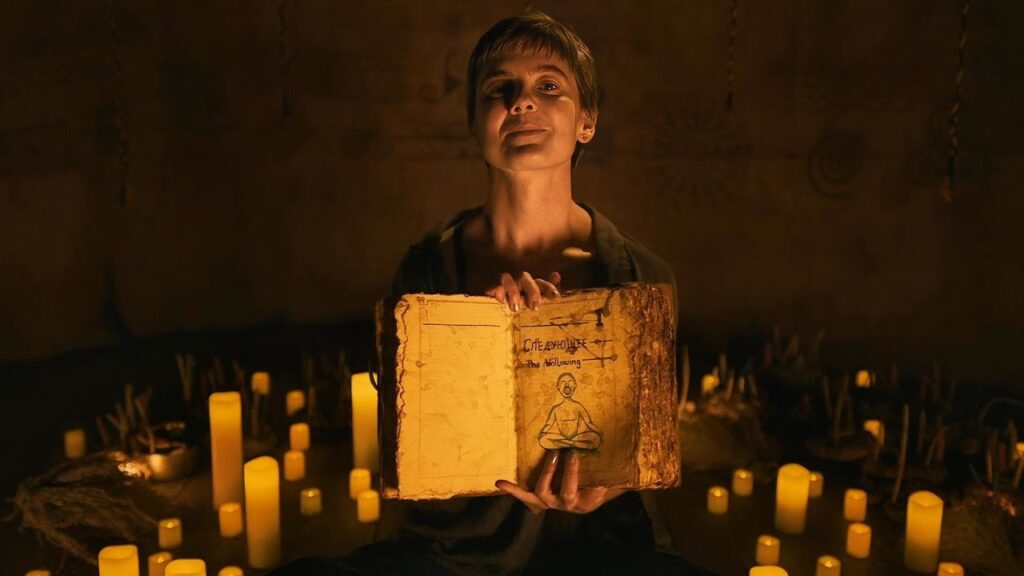 Sacrificing the Body: A Fitness Influencer’s Shocking Journey of Spinal Deformity