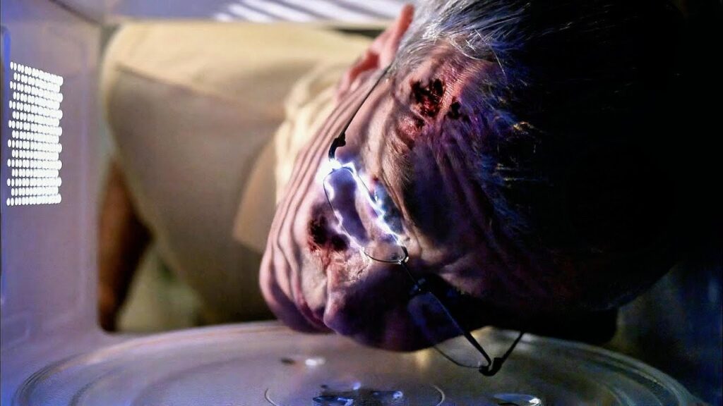 Supernatural S4P5: A Microwave Death, A Possessed School Bus, and a Deadly Ghost CEO