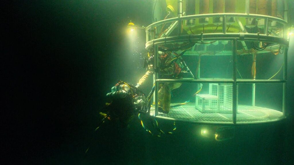 True Story: Deep-Sea Divers' 28-Minute Oxygen Cut & Desperate Rescue