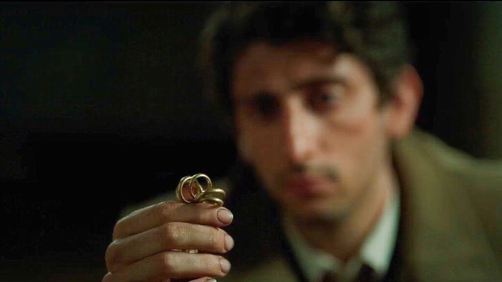 The True Story of a Wartime Heist to Steal Benito Mussolini’s Hidden Fortune