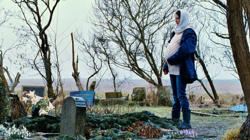 Womb (2010): Rebecca Clones Her Dead Husband, Gives Birth to Him & Later Has a Child with the Clone