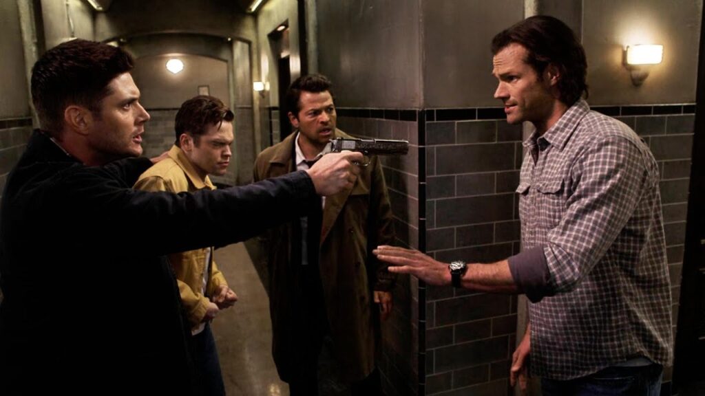 Supernatural S15 P4: Dean Aims His Gun at Sam! Winchesters Turn on Each Other to Kill God